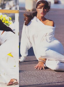 King_US_Vogue_December_1986_08.thumb.jpg.4eed602328234b3d57dd7aec55ec8364.jpg