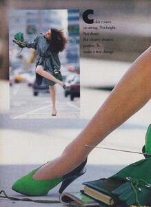 Kirk_US_Vogue_March_1988_07.thumb.jpg.4db20ce7700e9bf95df96372047a473d.jpg