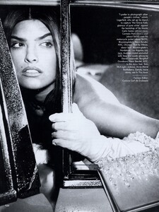 Lagerfeld_US_Vogue_September_1991_01.thumb.jpg.44f0aa5e2fcc9912c0a7e98324c959f4.jpg