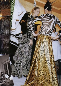 Leibovitz_Halard_US_Vogue_March_1996_04.thumb.jpg.9eb2e0796af6caa4022e77d3c6ef133f.jpg