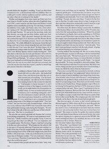 Leibovitz_US_Vogue_January_2001_09.thumb.jpg.1488f365d24e2aa66c5855221a784a95.jpg