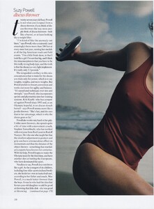 Leibovitz_US_Vogue_July_2004_07.thumb.jpg.8931178e727d0e35be485a90b35a2b34.jpg