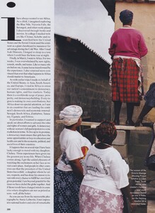 Leibovitz_US_Vogue_June_1997_03.thumb.jpg.fe33d040977fad398cd2f1097679dfc9.jpg