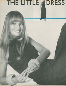 Little_Dress_US_Vogue_April_1st_1970_01.thumb.jpg.7088aa8a71acc52005f04f0deacef4e4.jpg