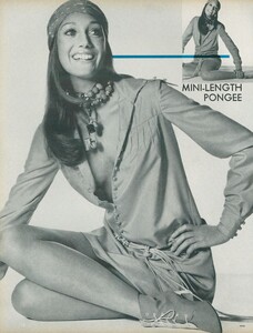 Little_Dress_US_Vogue_April_1st_1970_13.thumb.jpg.3c3d61e646aec4798301b0d68711b9a5.jpg