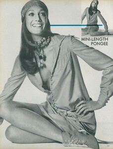 Little_Dress_US_Vogue_April_1st_1970_13.thumb.jpg.709b27e6389b75343f56afb42d125403.jpg