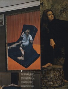 Lord_Snowdon_US_Vogue_December_1970_08.thumb.jpg.93dbde385b6aaca9a6229419b47851df.jpg