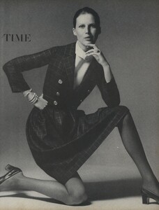 Mainbocher_Penati_US_Vogue_April_15th_1970_04.thumb.jpg.3faa87f636f8348654e01bd00551ea5b.jpg