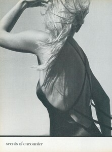Maser_US_Vogue_May_1987_03.thumb.jpg.9820000fb11e57fd39adf924bb71fc43.jpg