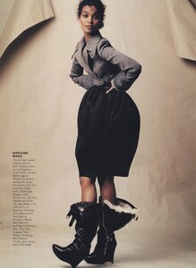 McDean_US_Vogue_July_2004_16.thumb.jpg.9ce003d4c7463bc2255f6f0691ee4584.jpg