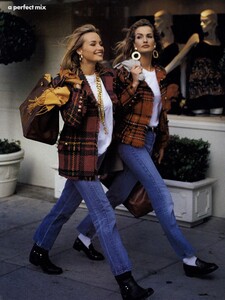 Mix_Demarchelier_US_Vogue_September_1991_05.thumb.jpg.a379d95a1c80839c49a3cc958cf4a5fc.jpg
