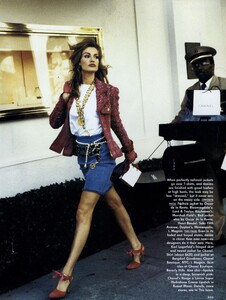 Mix_Demarchelier_US_Vogue_September_1991_06.thumb.jpg.32711bef5228cc68d25e63effb494693.jpg