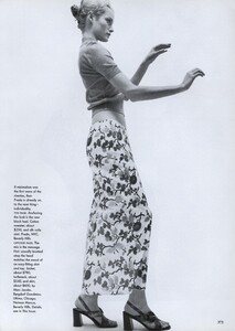Neomodernists_Meisel_US_Vogue_March_1996_11.thumb.jpg.6aff05dfaa8a4ed73f0eeebb067dea89.jpg