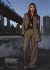 New_York_Meisel_US_Vogue_July_1997_04.thumb.jpg.c0a45f1fbdbea211ea373d89c2f0e35d.jpg