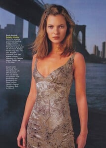 New_York_Meisel_US_Vogue_July_1997_06.thumb.jpg.fb147c53f245bdbe4c16d33c0e12a639.jpg