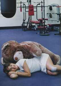 Newton_US_Vogue_July_1997_01.thumb.jpg.ac2f66102d41a22bb732bc8d338504ad.jpg