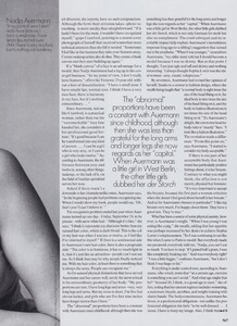Nobody_Penn_US_Vogue_September_1994_08.thumb.jpg.afcab113f43ac5f6492ffe9218d33e00.jpg