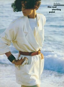 Novick_US_Vogue_April_1987_04.thumb.jpg.9104bf9ee936cbd9b08f566e99c037d6.jpg