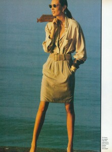 Novick_US_Vogue_May_1987_01.thumb.jpg.1dc5b1eee281e5d0567d47fa5d3e3b79.jpg