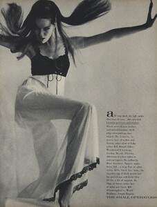 Penati_US_Vogue_March_1st_1966_10.thumb.jpg.5284d150f3a1266989c34def87ee2791.jpg