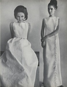 Penati_US_Vogue_May_1965_08.thumb.jpg.0325f245366e4a3ec3085f7822ad9f70.jpg