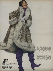 Penati_US_Vogue_October_15th_1970_05.thumb.jpg.1b255edf45e8a35255c5406f8844776e.jpg
