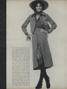 Penati_US_Vogue_October_15th_1970_10.thumb.jpg.4eb9fe72d48199b07f1bfd2b911df804.jpg