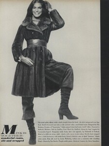 Penati_US_Vogue_October_15th_1970_11.thumb.jpg.15df52cf504227c4d6468ce1899bebfc.jpg