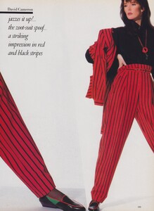 Penn_Meisel_US_Vogue_February_1988_10.thumb.jpg.1119cc9b9010248c00ded59ae18bf254.jpg