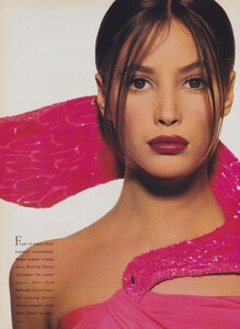 Penn_US_Vogue_April_1988_01.thumb.jpg.3688d4744ffa6ffd0f4f5ebb55fb3c86.jpg