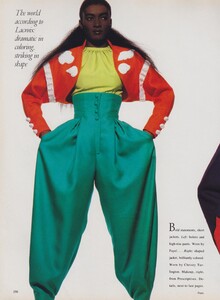 Penn_US_Vogue_April_1988_09.thumb.jpg.357e5ce9e56da67f98eaad3098ee4f89.jpg