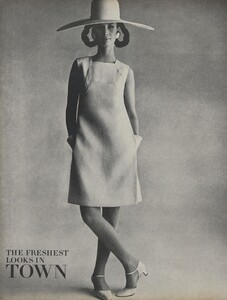 Penn_US_Vogue_May_1966_01.thumb.jpg.6fca675b1f3b1a1b14c21da419f3b1d0.jpg