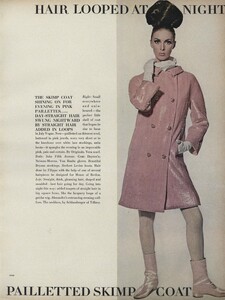 Predictions_Penn_US_Vogue_January_1st_1965_16.thumb.jpg.827283d4a578ee3d266e2e1debc20937.jpg