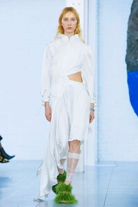 Preen-by-Thornton-Bregazzi-RTW-FW18-London-0204-1518952796.thumb.jpg.b3a0363c8f53ee7a2d7844642bf93619.jpg