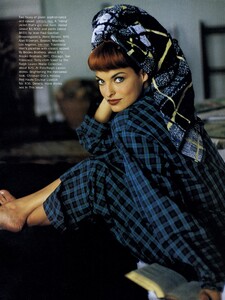 Scotch_Elgort_US_Vogue_September_1991_16.thumb.jpg.0a119428946a687751485c70e0c4d2c2.jpg