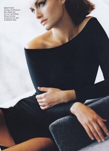 Short_Meisel_US_Vogue_May_1997_03.thumb.jpg.8932d01afefa0d6680fc06341e2a8252.jpg