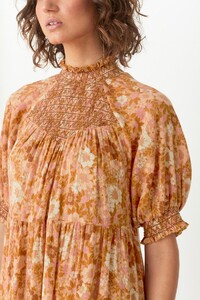 Shot-31-AnneGown-001.jpg