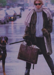 Spear_Meisel_US_Vogue_August_1988_03.thumb.jpg.d7fcfc9268d15a7d6306e7979fdcd318.jpg