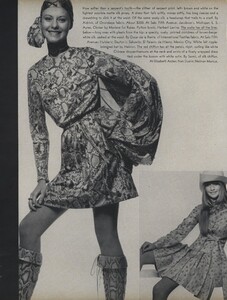Sprints_Penati_US_Vogue_April_15th_1970_09.thumb.jpg.1dac9a29533d6179d228cdd6451efe55.jpg