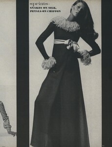 Sprints_Penati_US_Vogue_April_15th_1970_10.thumb.jpg.e56fd725ded4b552b42f081506101d89.jpg