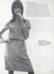 Stern_US_Vogue_January_15th_1965_09.thumb.jpg.2a38b71af2d0820535dba46029e7f6c1.jpg