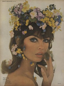 Stern_US_Vogue_January_1st_1965_03.thumb.jpg.357146c33f294d0465a63723c80ed766.jpg