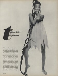 Stern_US_Vogue_May_1966_04.thumb.jpg.a15089e61065dbe4a6b5ba5c3f561855.jpg