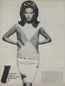Stern_US_Vogue_May_1966_19.thumb.jpg.2cd69f6a9db44584c64a979807fb7624.jpg