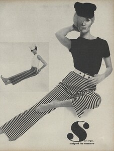 Stern_US_Vogue_May_1966_32.thumb.jpg.27eaed9c71bbf17367cedf447b390df4.jpg