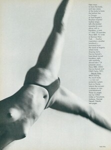 Strong_Ritts_US_Vogue_May_1987_01.thumb.jpg.7cad48123492ed5fc496a572c41040db.jpg
