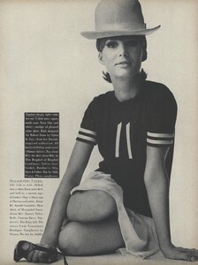 Sunnier_Penn_US_Vogue_January_15th_1965_04.thumb.jpg.ad3209cf2dec203a261b59aaae04a6b0.jpg