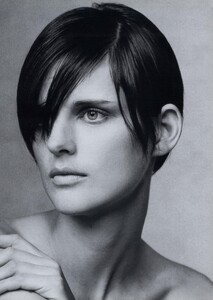 Supermodels_Penn_US_Vogue_March_1996_06.thumb.jpg.c7a15007a26f921606e6588c0acdb5f2.jpg