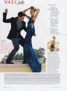 Testino_US_Vogue_July_2004_Cover_Look.thumb.jpg.1a117b3b5c95300b697d9ea9fc56f3eb.jpg