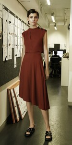 Twill-Asymmetric-Hem-Midi-Dress-C92690-S20_1000x2000_637338773579230192_C92690-S20-839-2.jpg